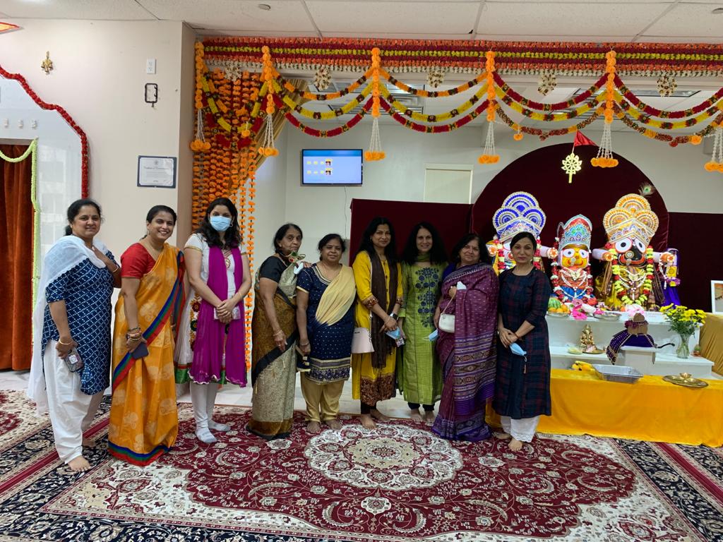 Sevikas at the Yatra
